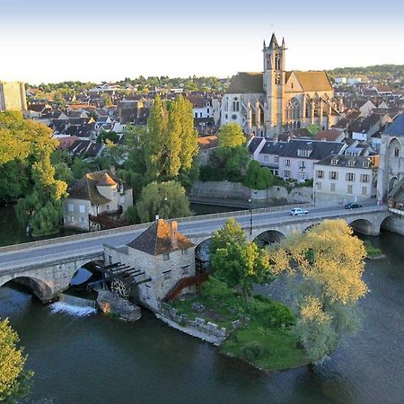 Apartamento Deux Pieces Terrasse Moret-sur-Loing Exterior foto